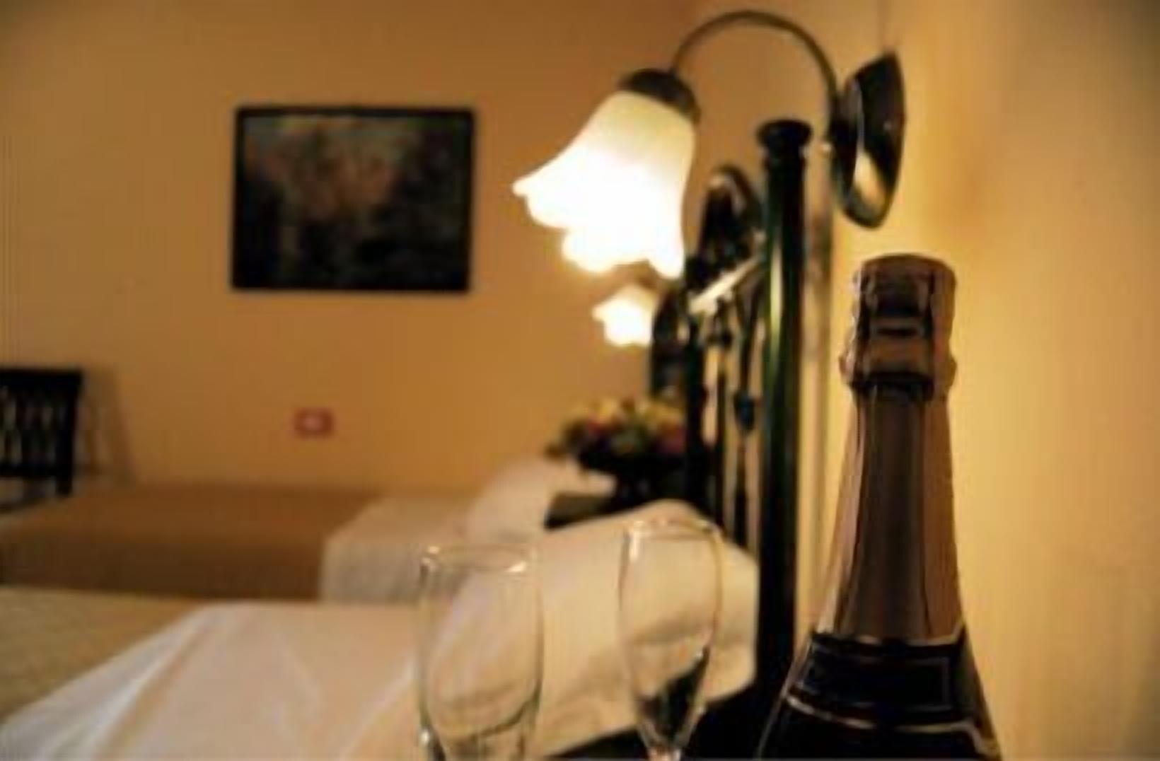 Hotel Columbia Palermo Ngoại thất bức ảnh