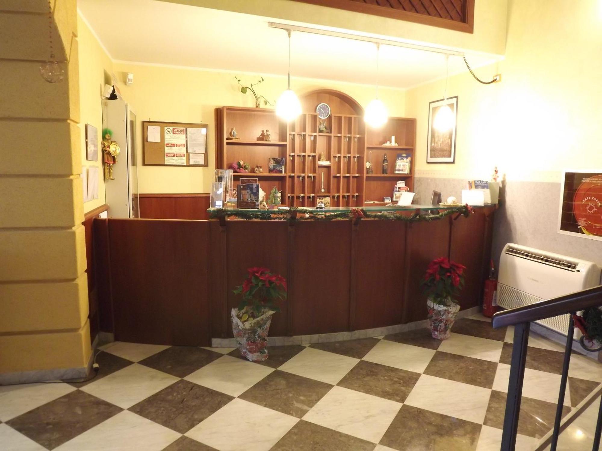 Hotel Columbia Palermo Ngoại thất bức ảnh