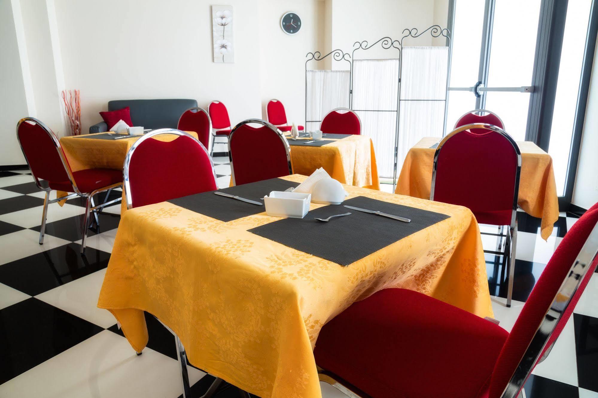 Hotel Columbia Palermo Ngoại thất bức ảnh