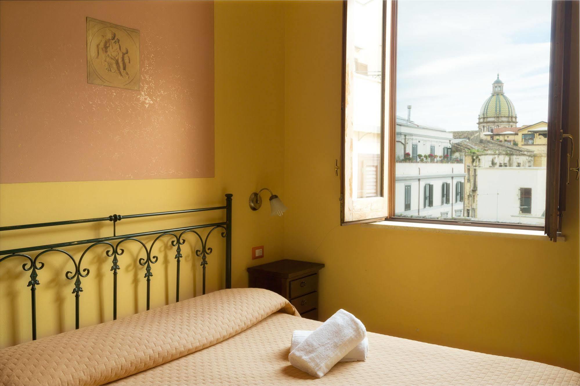 Hotel Columbia Palermo Ngoại thất bức ảnh