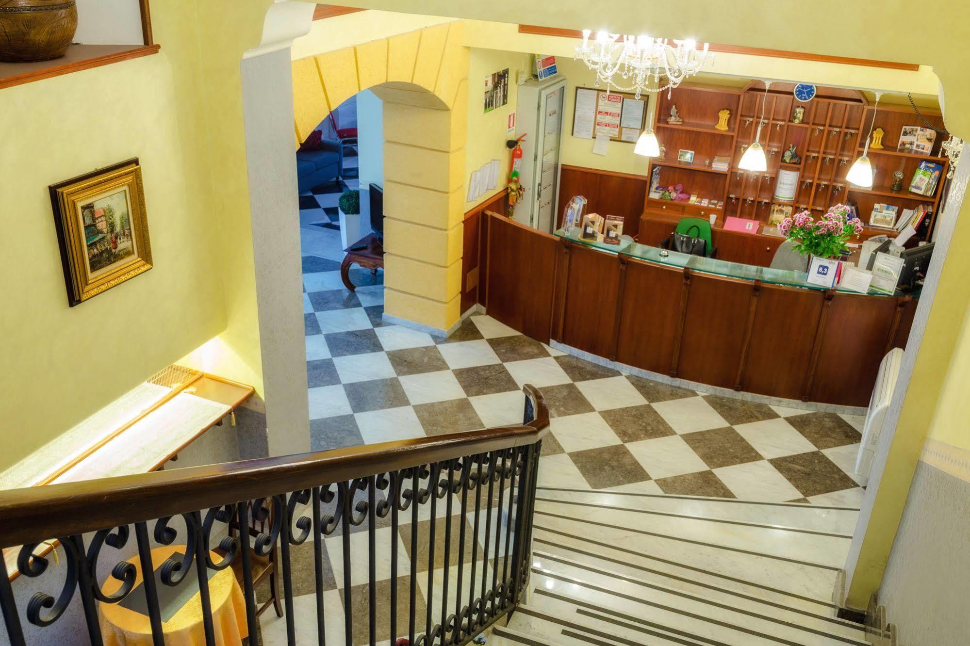 Hotel Columbia Palermo Ngoại thất bức ảnh